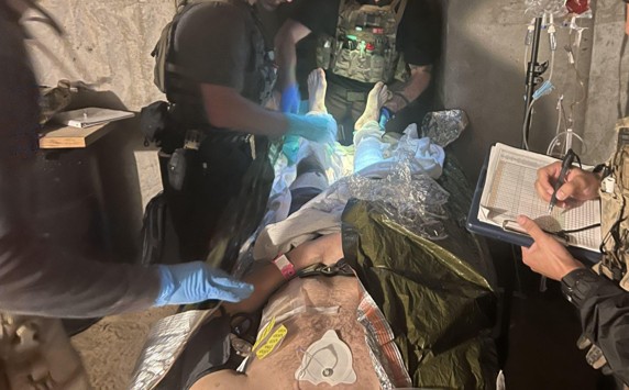 Non Medic Special Operations Forces Austere Medical Technicians care for a simulated casualty to in an underground bunker during the RES SOAMT course Photo Credit Paul Loos 2026