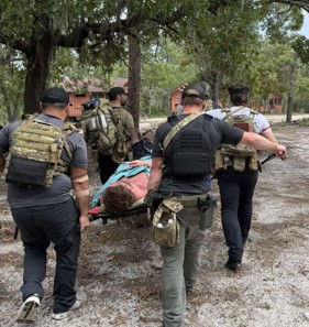 Non Medic Special Operations Forces Austere Medical Technicians transport a simulated casualty to a rural safehouse during the RES SOAMT course Photo Credit Paul Loos 2026